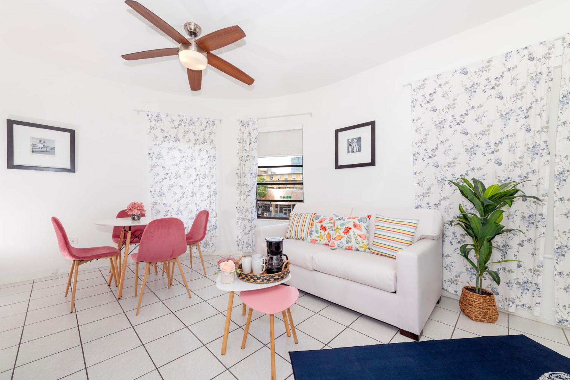 מיאמי ביץ' Art Deco Washingthon Apartment מראה חיצוני תמונה