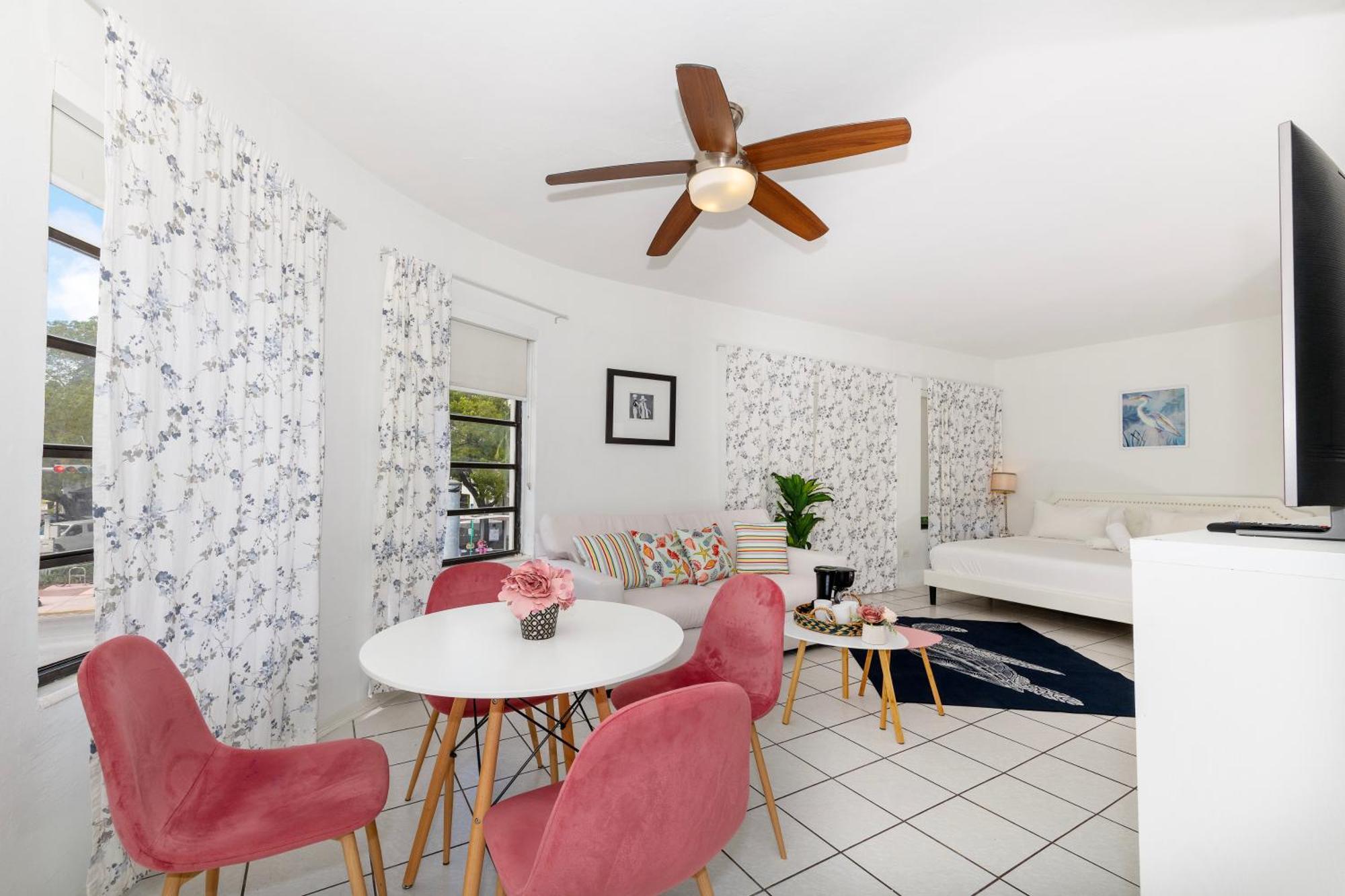 מיאמי ביץ' Art Deco Washingthon Apartment מראה חיצוני תמונה